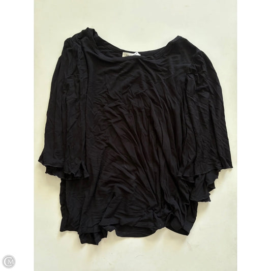Top Short Sleeve By Kim & Cami In Black, Size: L