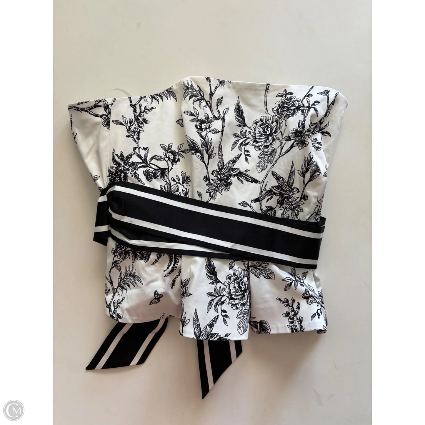 Top Sleeveless By White House Black Market In Black & White, Size: 14