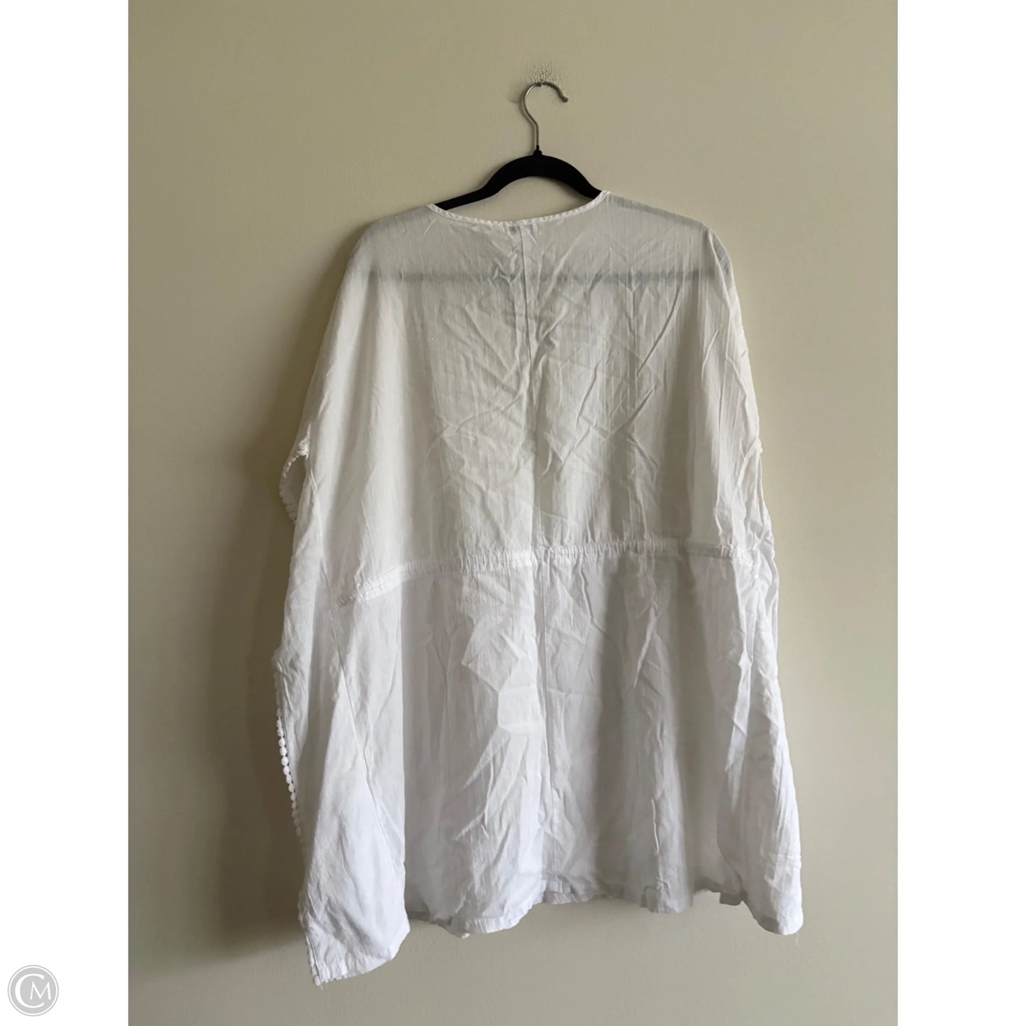 Top Short Sleeve By Crown And Ivy In White, Size: Xl