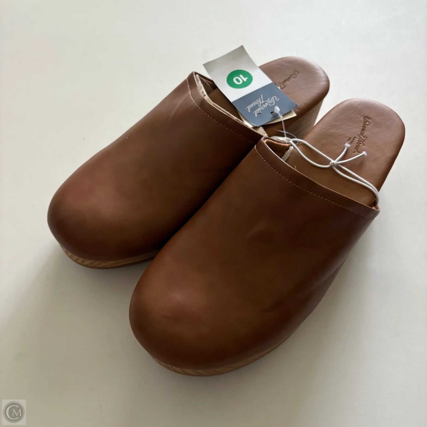 Shoes Flats By Universal Thread In Tan, Size: 10
