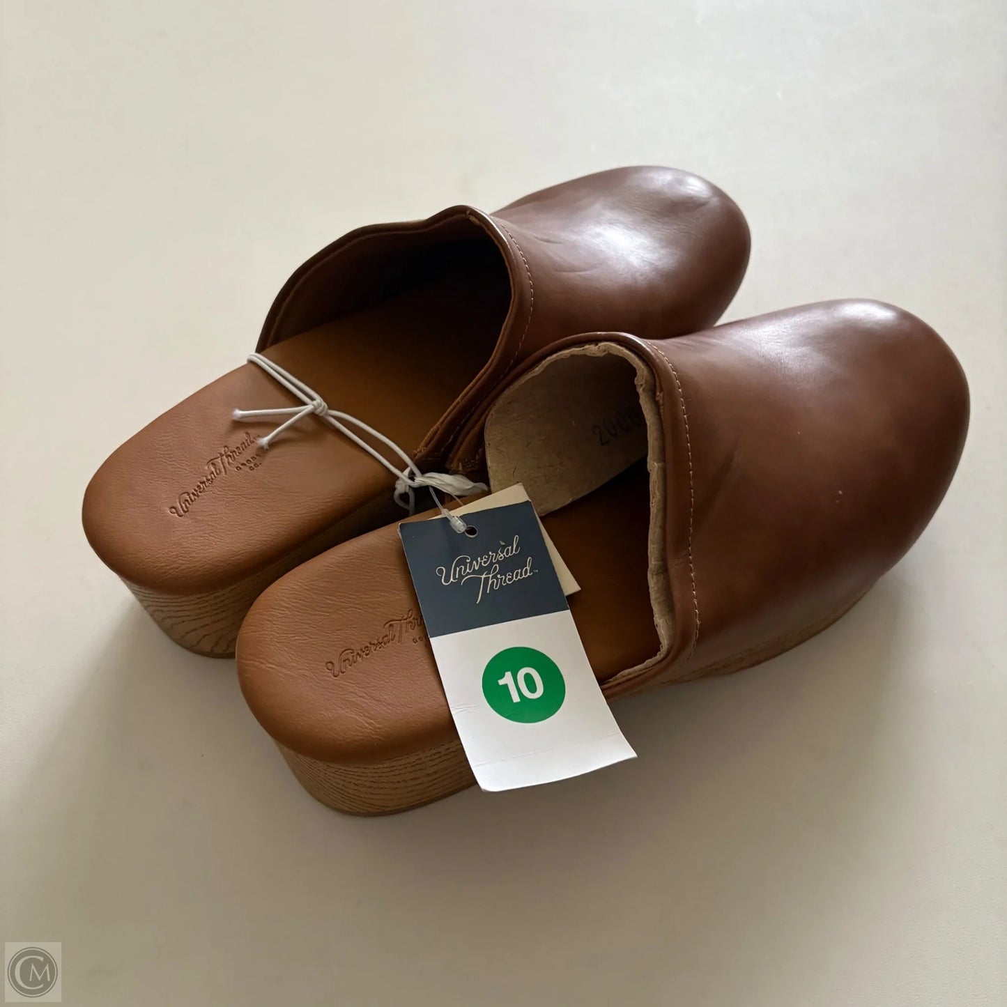 Shoes Flats By Universal Thread In Tan, Size: 10