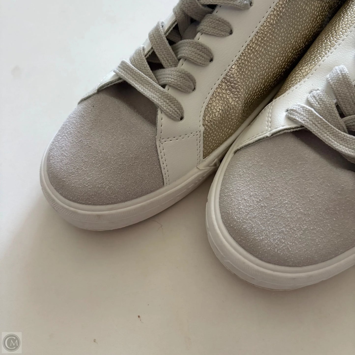Shoes Sneakers By Vintage Havana In Gold & White, Size: 7