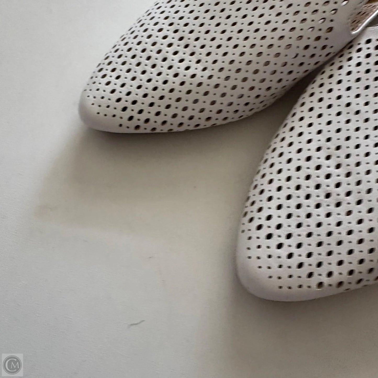 Shoes Flats By Soda In White, Size: 5.5