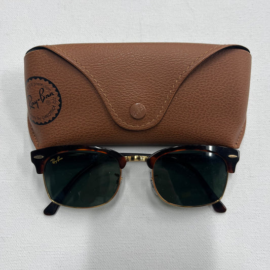 Sunglasses By Ray Ban  Size: 01 Piece